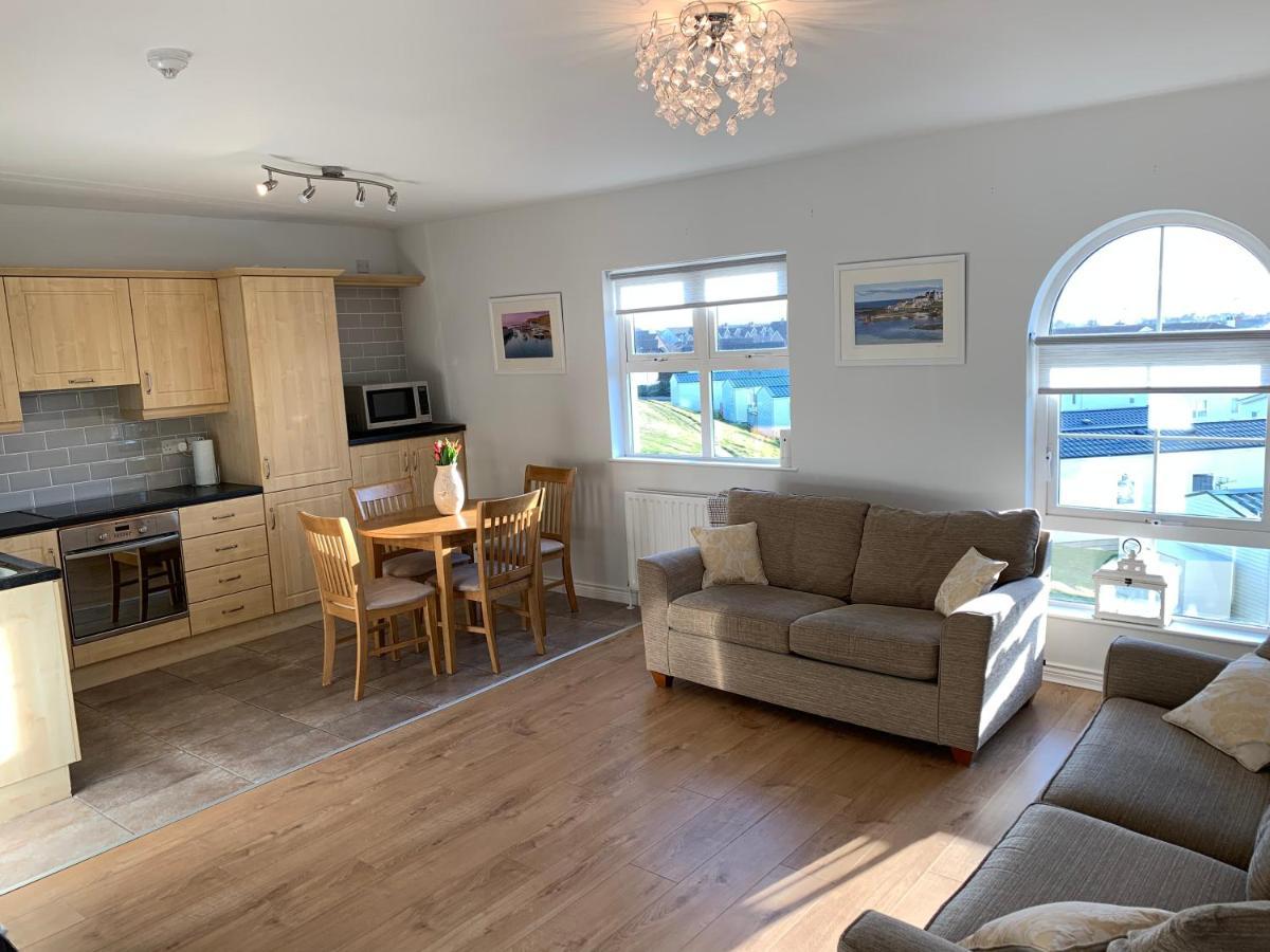 Millfield Holiday Village ポーツチュワート エクステリア 写真